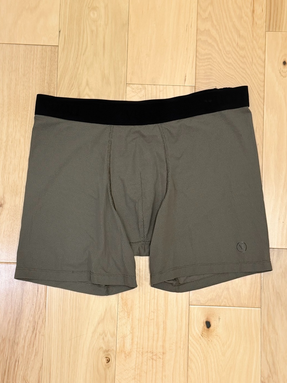 Vuori Men’s V1 Boxer Brief 5” Underwear
